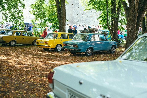 Les Perles Rares de l'Automobile : Top des Voitures de Collection Très Recherchées